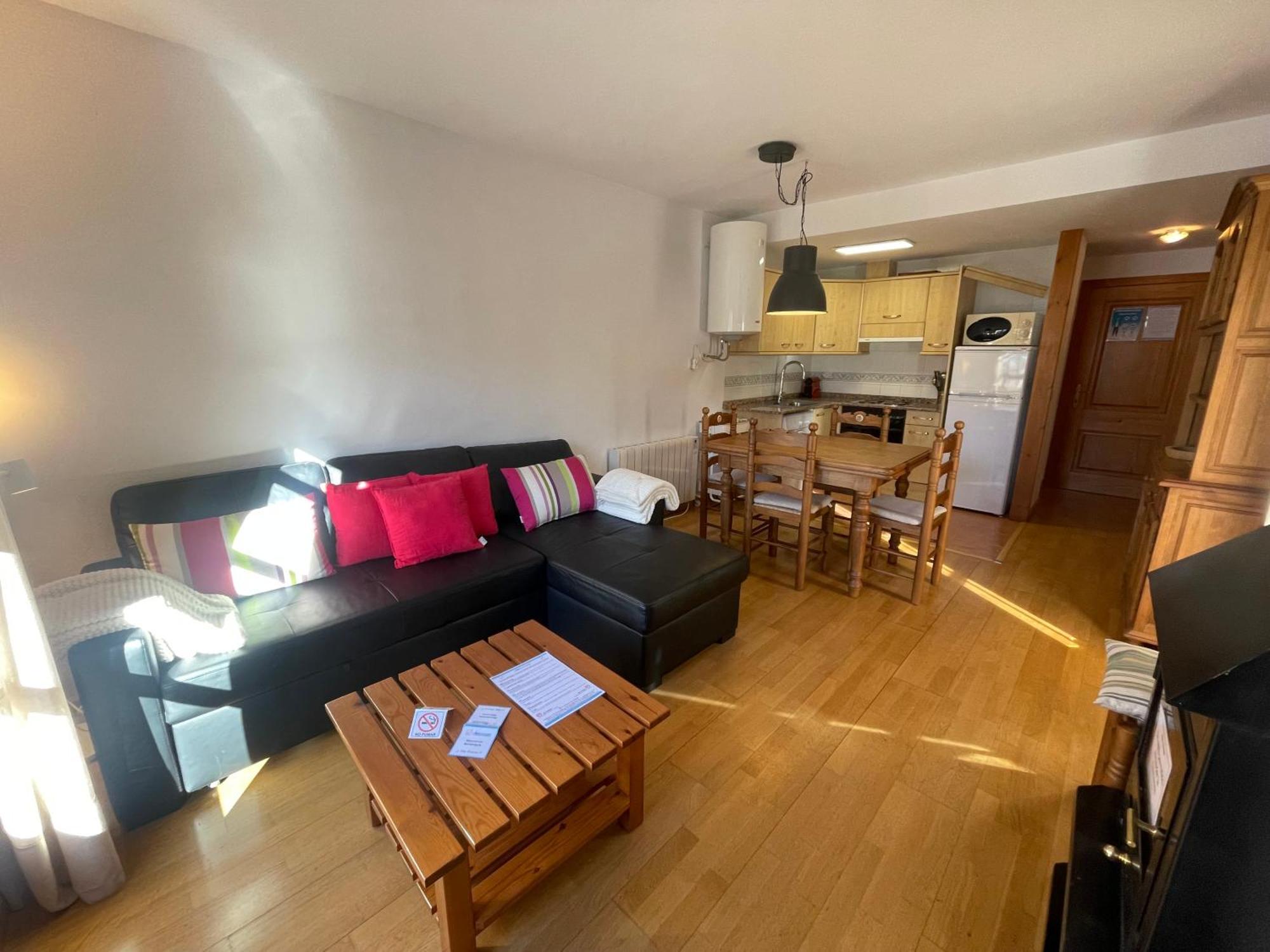 A01 - Anciles Apartamento - Villmor ภายนอก รูปภาพ